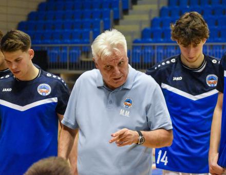 IDEGENBEN JÖN AZ ÚJABB NEHÉZ FELADAT