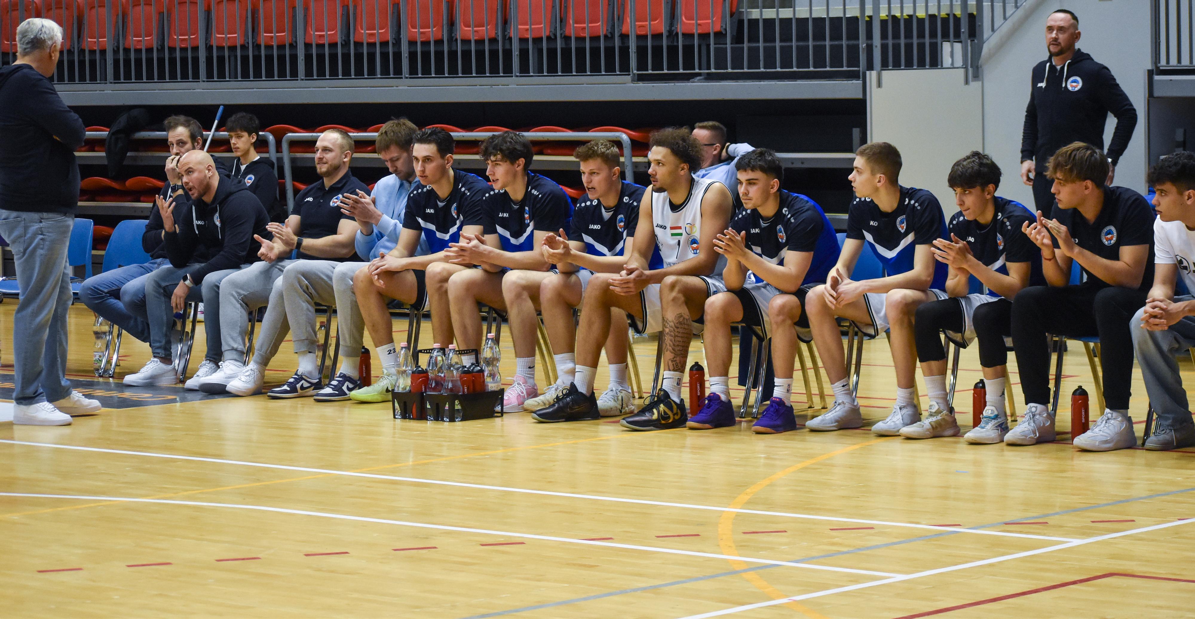 HOSSZABBÍTÁSBAN SZENVEDTÜNK FÁJÓ VERESÉGET