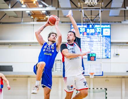 A MÁSODIK FÉLIDŐBEN BEINDULT A HENGER