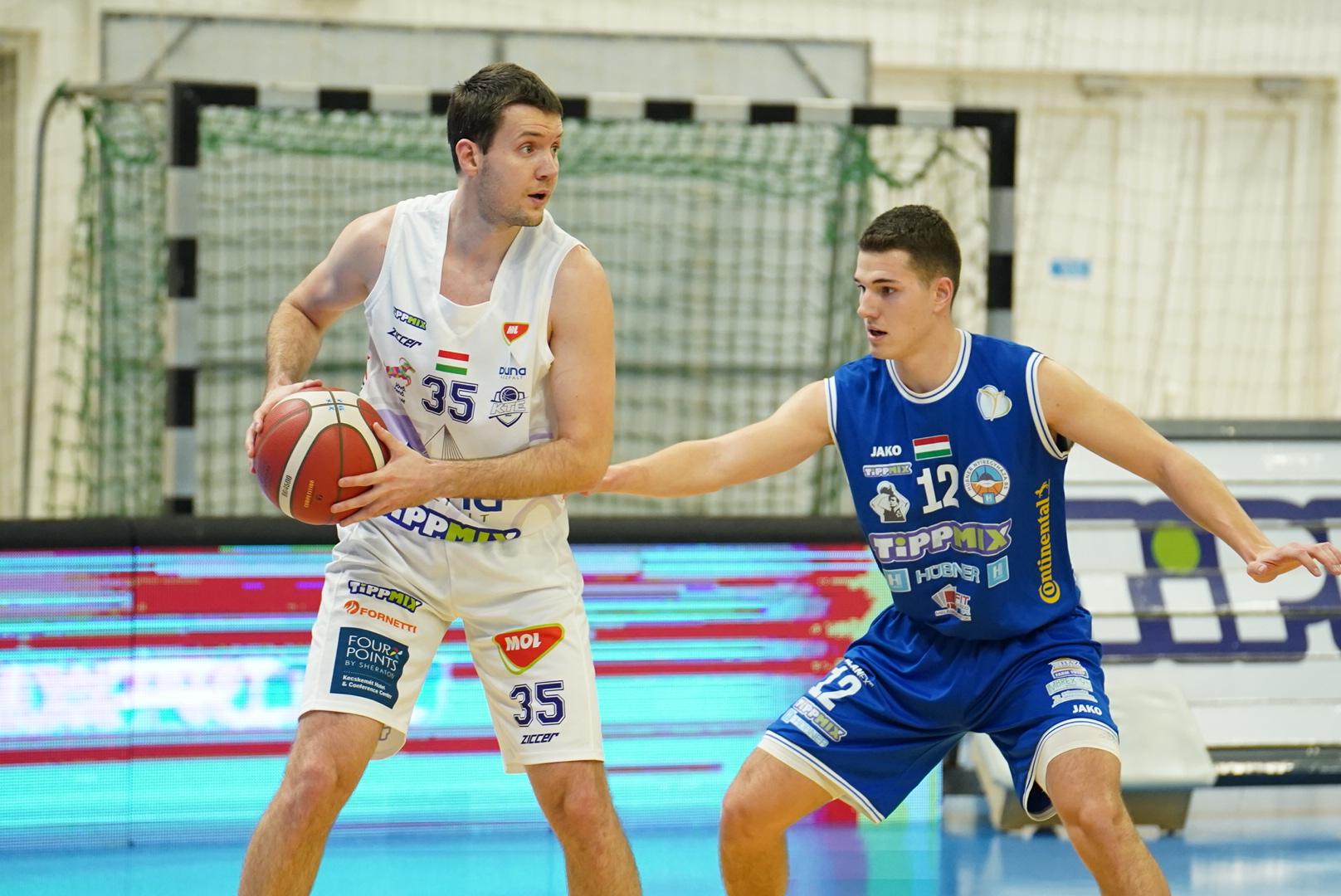 KILENC JÁTÉKRÉSZ ALATT ÖSSZESEN NÉGY PONT KÜLÖNBSÉG