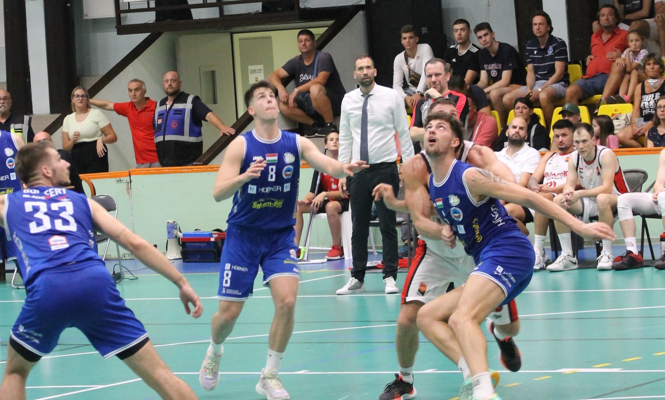 IDEGENBELI VERESÉGGEL KEZDTÜK EL AZ ÚJ IDÉNYT