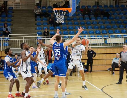 FANTASZTIKUS ELSŐ FÉLIDŐ UTÁN KIKAPTUNK SZEGEDEN