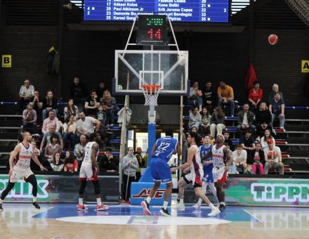 TANULNUNK KELL AZ ELŐZŐ MECCSEN ELKÖVETETT HIBÁKBÓL