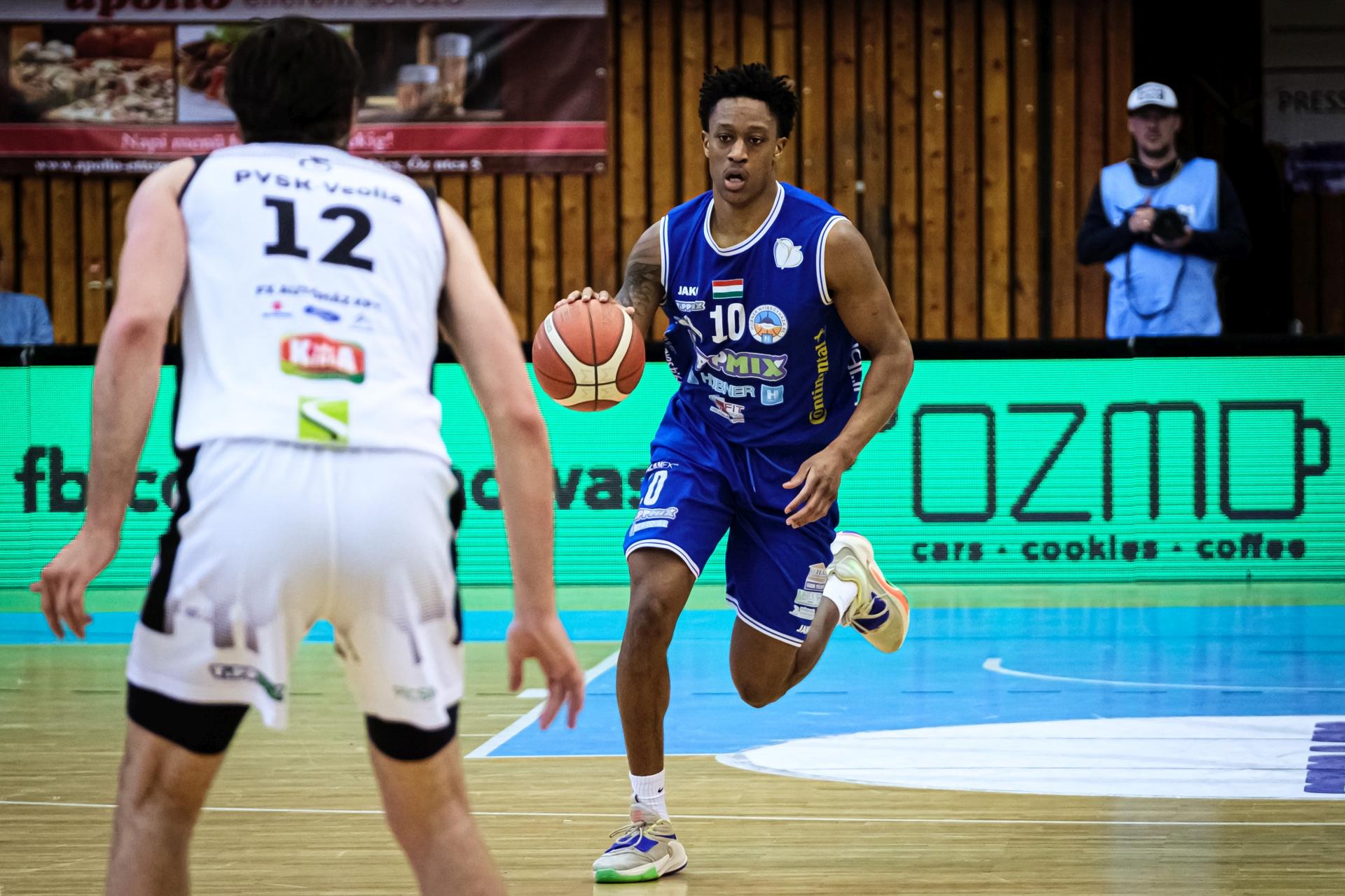 PÉCSEN IS NYERTÜNK – A BENNMARADÁS KAPUJÁBA LÉPTÜNK