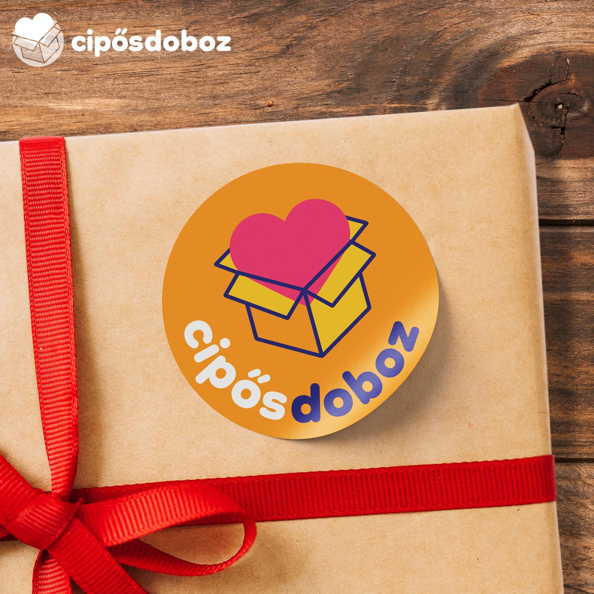 CSAPATUNK IS RÉSZT VESZ A CIPŐSDOBOZ AKCIÓBAN