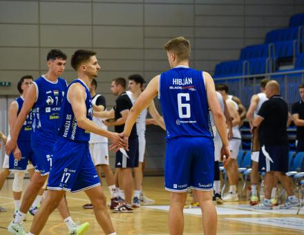 A NEGYEDIK NEGYEDRE MEGÉRKEZETT A TRIPLAESŐ