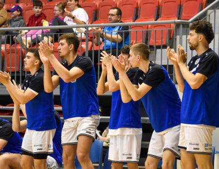 GYŐZELEM AZ UTOLSÓ HAZAI MÉRKŐZÉSEN