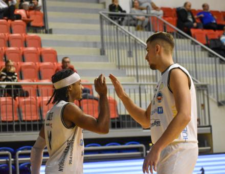 HIBÁTLANUL FOLYTATJUK AZ ÉVET!