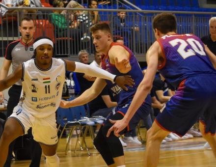 FELJUTÁSRA VÁGYÓ CSAPAT OTTHONÁBA LÁTOGATUNK