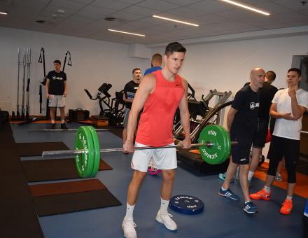 MUNKÁBA ÁLLT CSAPATUNK