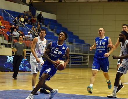 „A SZURKOLÓK IS MEGÉRDEMELNÉK A GYŐZELMET”