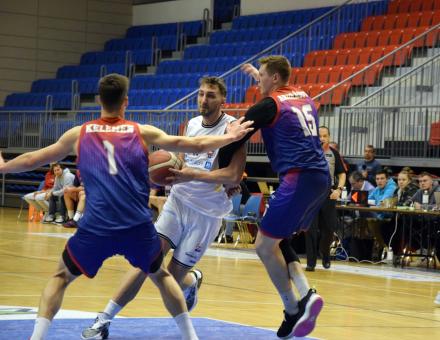 NYERNÜNK KELL A CSALÓDOTT CSAPATOK TALÁLKOZÓJÁN!