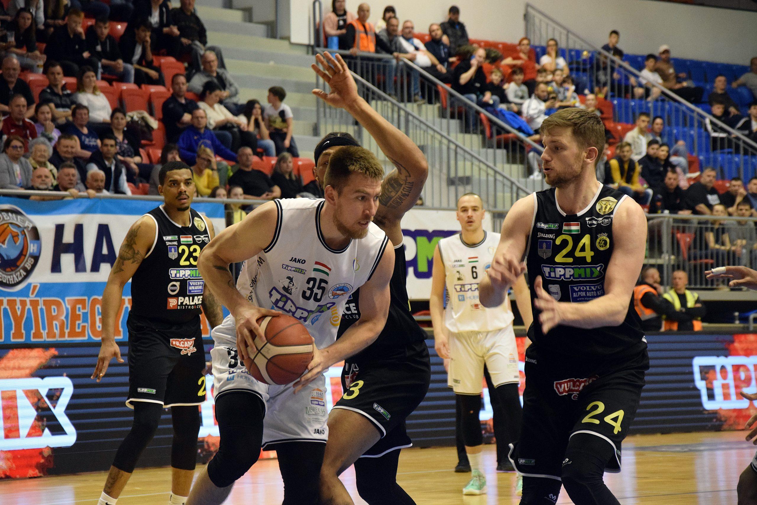 JÓ MECCSEN, TISZTES HELYTÁLLÁS A CÍMVÉDŐ ELLEN