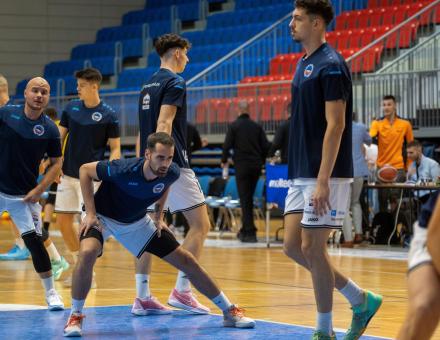 BAJNOK ÚJONC VENDÉGEKÉNT KELL JAVÍTANUNK