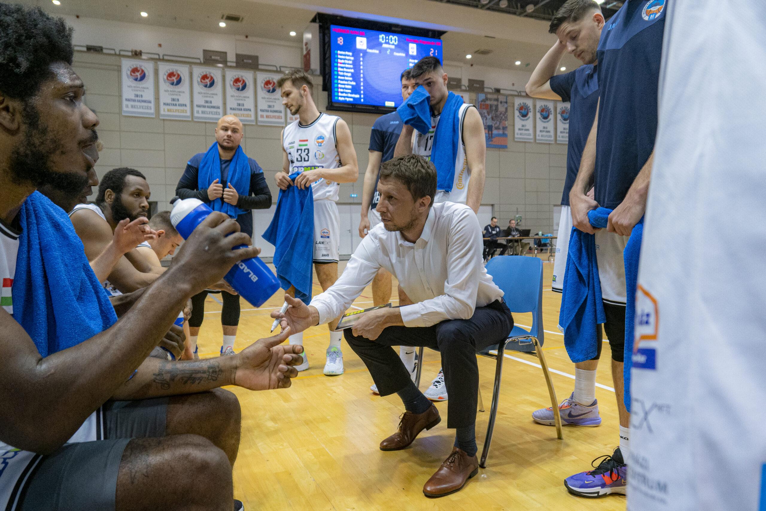 KI-KI MÉRKŐZÉS LESZ, FONTOS, HOGY EGYSÉGESEK LEGYÜNK