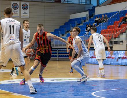 NEGYVEN PERCEN ÁT VEZETVE NYERTÜNK A KUPÁBAN