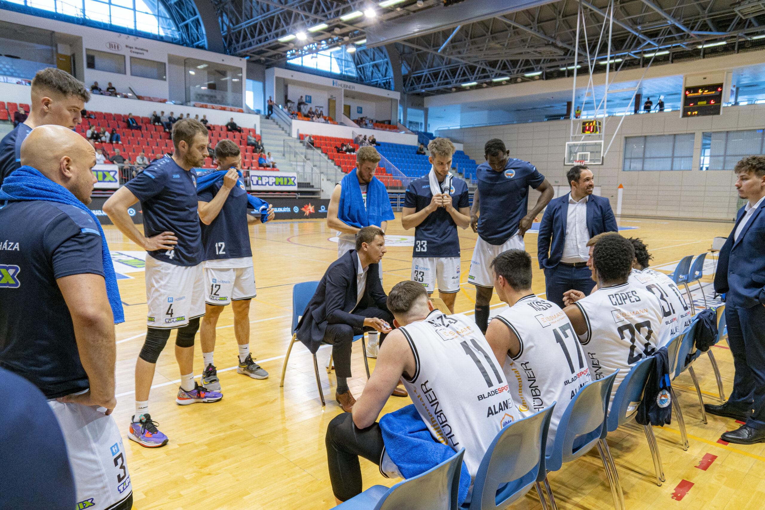 AZ UTOLSÓ SZALMASZÁLAK EGYIKÉT RAGADNÁNK MEG