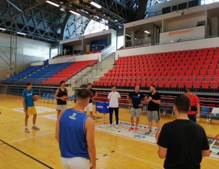 „OLYAN TÁRSASÁG JÖTT ÖSSZE, AMELYIKNEK VAN CÉLJA ÉS DOLGOZNI AKAR”