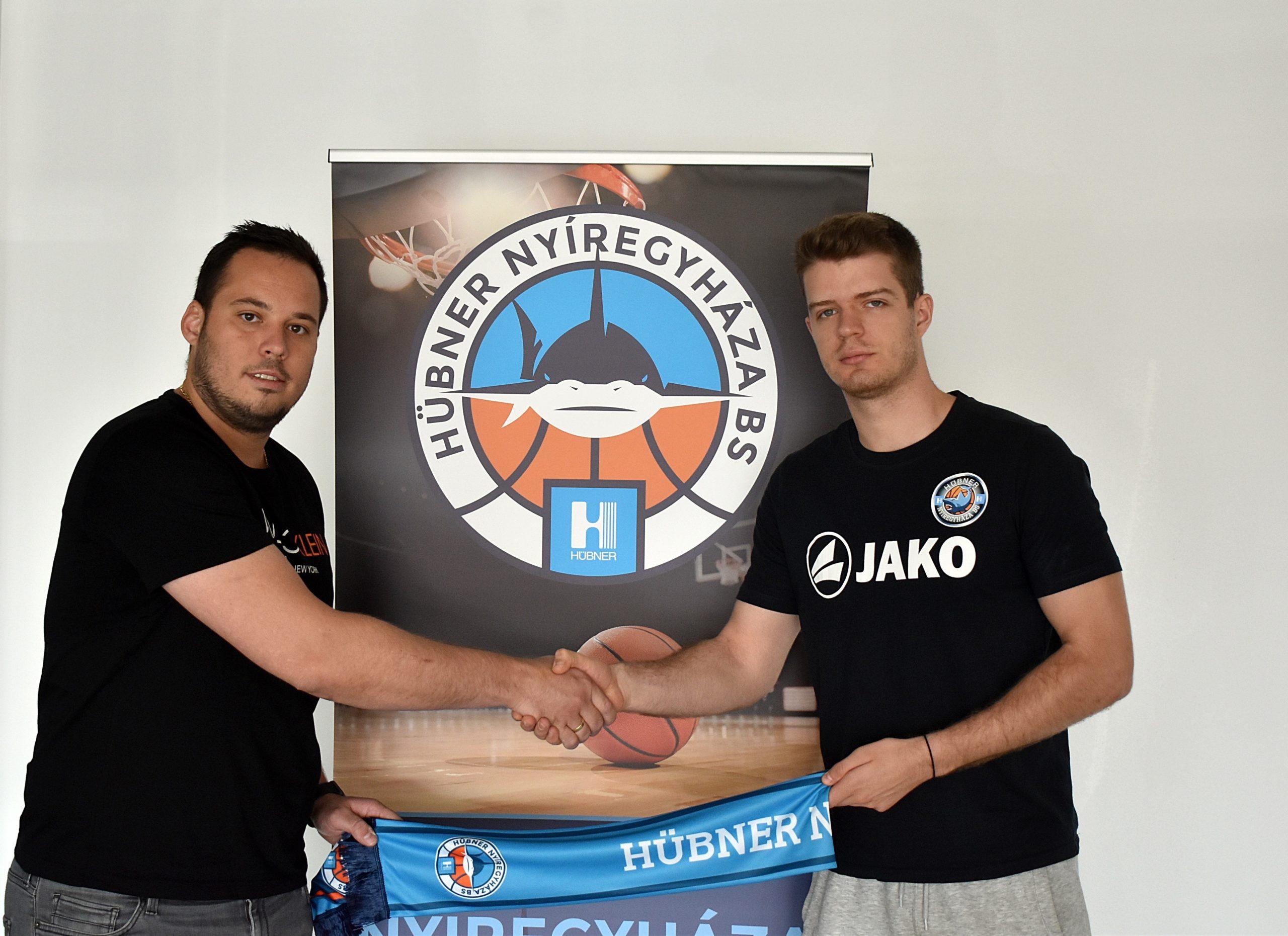 HAZATÉRŐ JÁTÉKOSSAL ERŐSÍTETTÜK MEG A KERETÜNKET