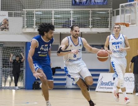 AZ UTOLSÓ MÁSODPERCEKBEN ELÚSZOTT A GYŐZELEM