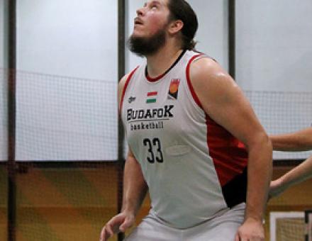 Ismét rangadót játszunk