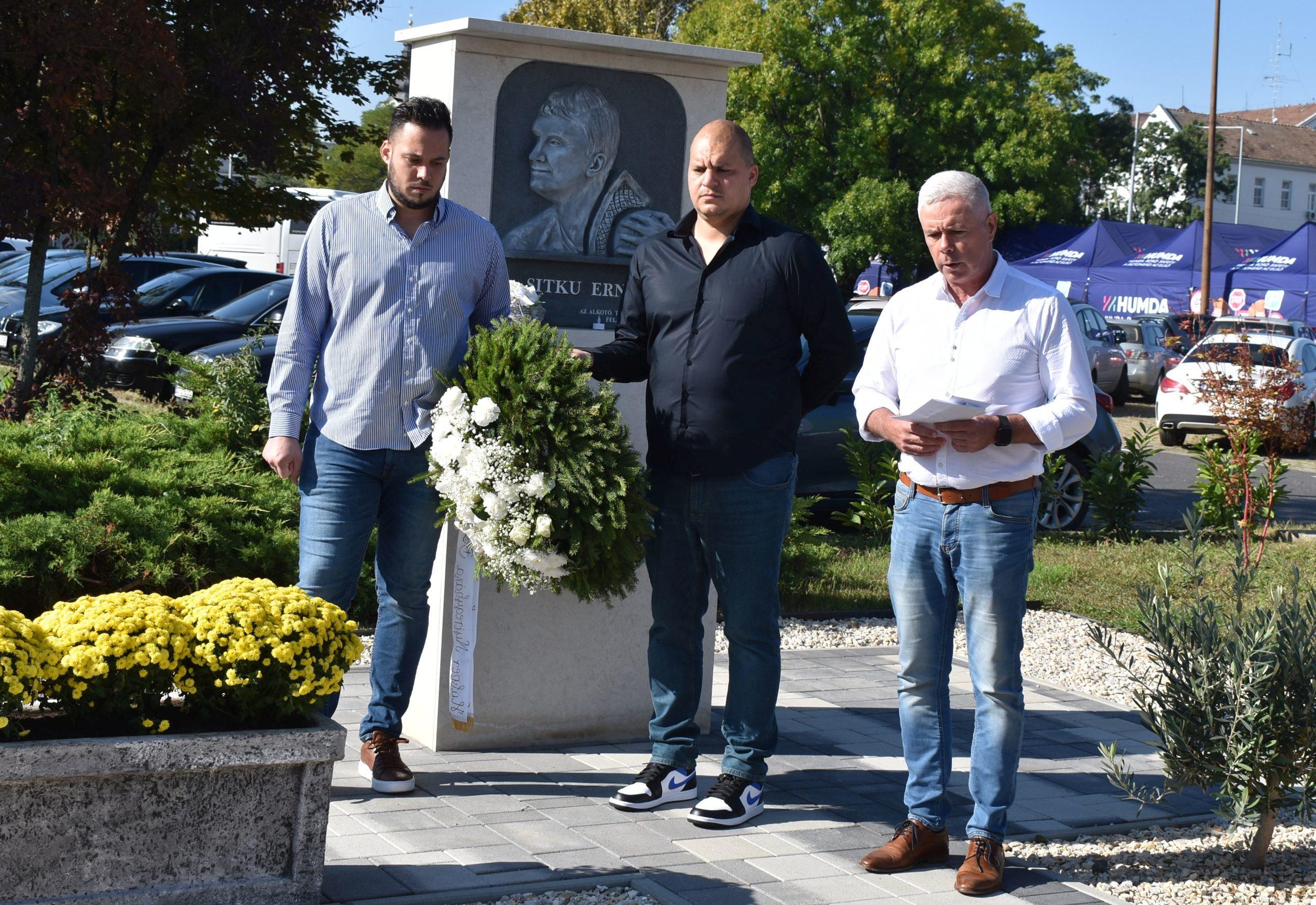 VENDÉGEINK IS MEGEMLÉKEZTEK SITKU ERNŐRŐL