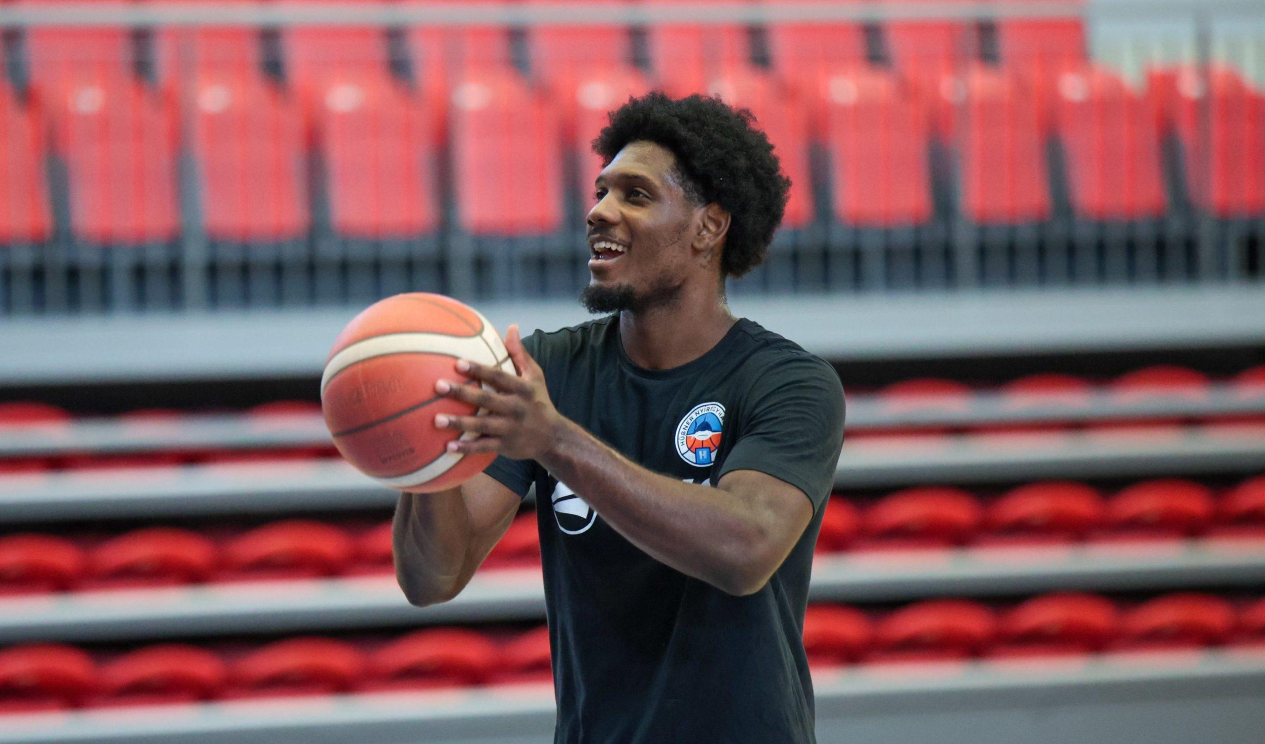 FIATALOS LENDÜLET, IRÁNYÍTÓRA JELLEMZŐ HATÁROZOTTSÁG