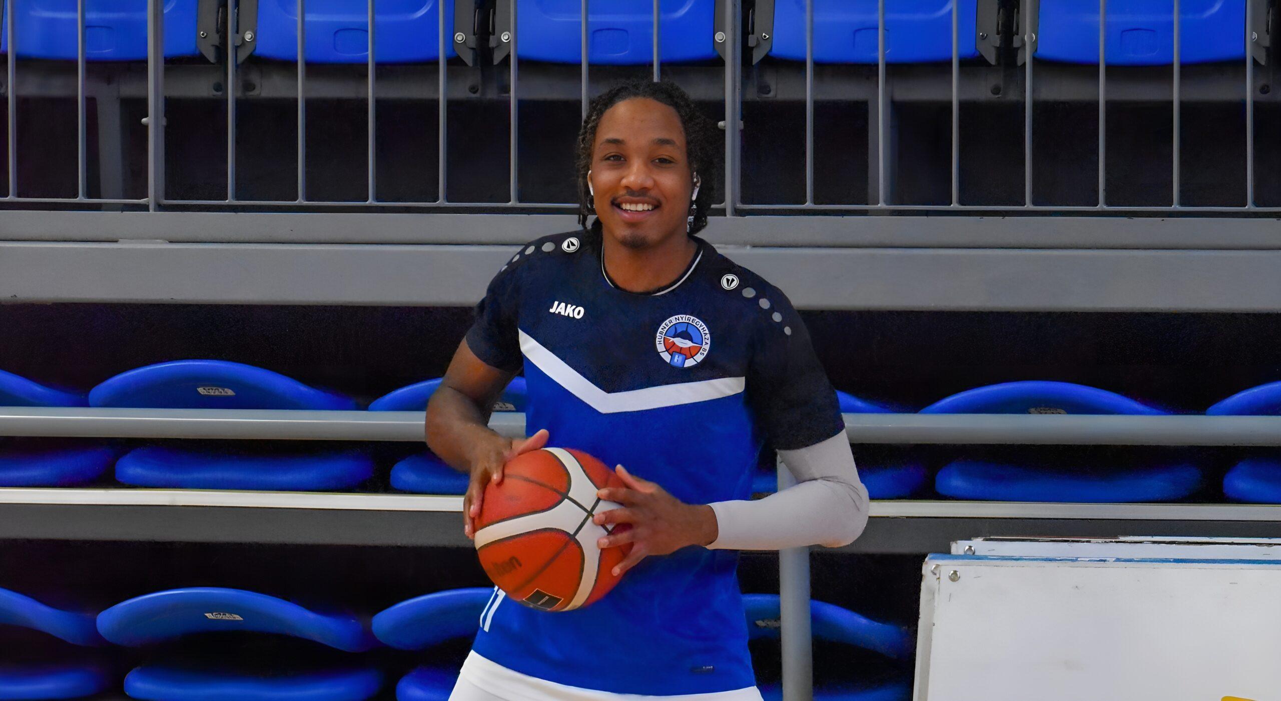 „HÁLÁS VAGYOK ISTENÉRT, A CSALÁDOMÉRT, AZ ÉLETÉRT”