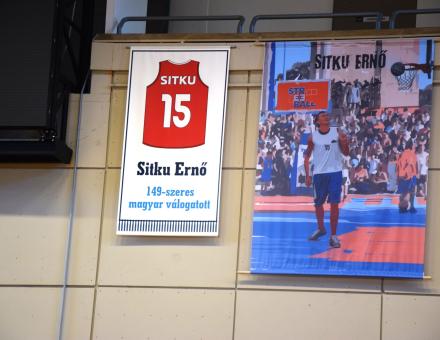 Tisztelgés Sitku Ernő emléke előtt