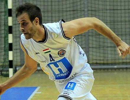 Barátságot kötött a cirill betűkkel