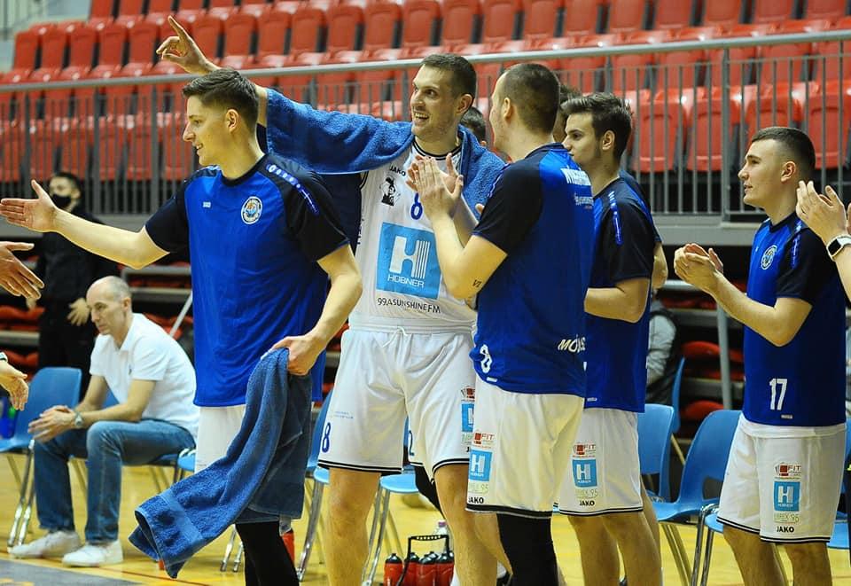 Ismét fölényes győzelem