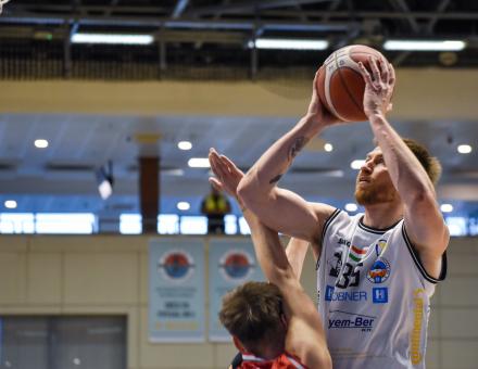 Hübner Nyíregyháza BS – Insedo Veszprém KK