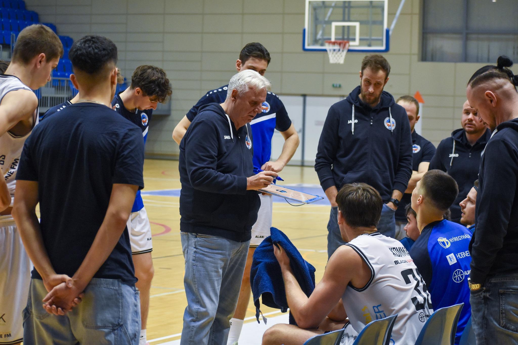 HÉT NAPON BELÜL HARMADSZOR A PÁLYÁN